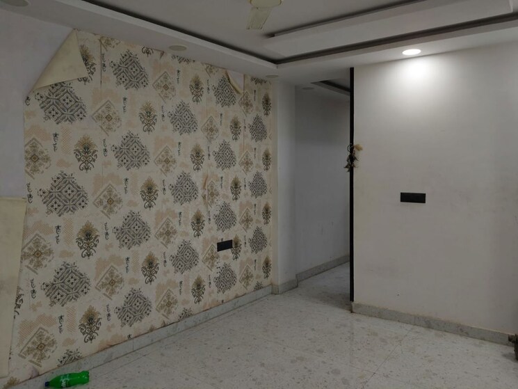 Room, govindpuri 3 Bedroom 908 Sq.Ft. Builder Floor In Govindpuri Delhi 9772913