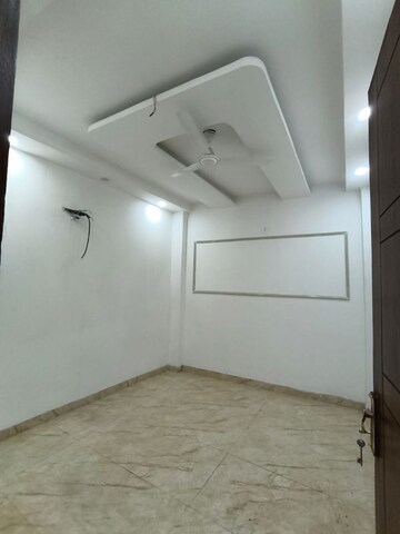 Room in 3 BHK Builder Floor at Govindpuri – for Sale