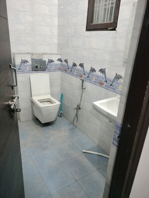 Bathroom in 2 BHK Builder Floor at Indira Nagar – for Rent