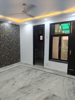 Room in 3 BHK Builder Floor at Govindpuri – for Sale
