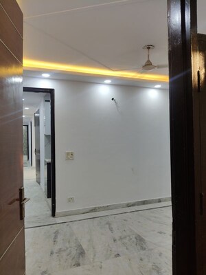 Room in 3 BHK Builder Floor at Govindpuri – for Sale