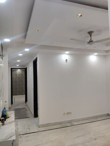 Room in 3 BHK Builder Floor at Govindpuri – for Sale