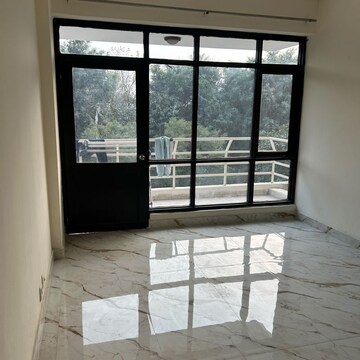 Room in 2 BHK Apartment at TDI City Kingsbury, Sector 61 – for Sale