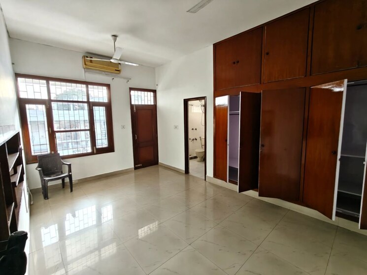 Bedroom, sector 8 3 Bedroom 2500 Sq.Ft. Independent House In Sector 8 Panchkula 9772974