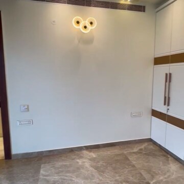 Room in 4 BHK Builder Floor at Pitampura – for Sale