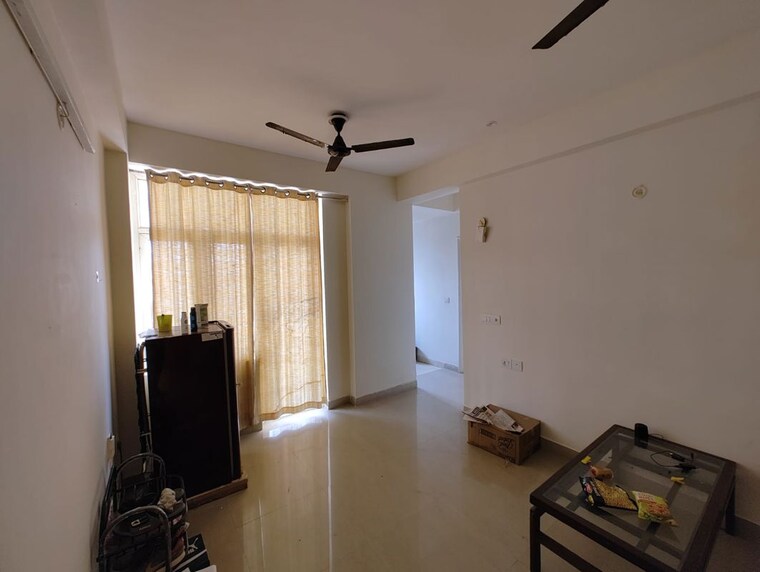 Living Room, shree-vardhman-mantra 2 Bedroom 800 Sq.Ft. Apartment In Sector 67 Gurgaon 9771084