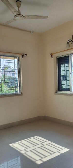 Room in 2 BHK Apartment at Jeet Deb Star, Madurdaha Hussainpur – for Sale