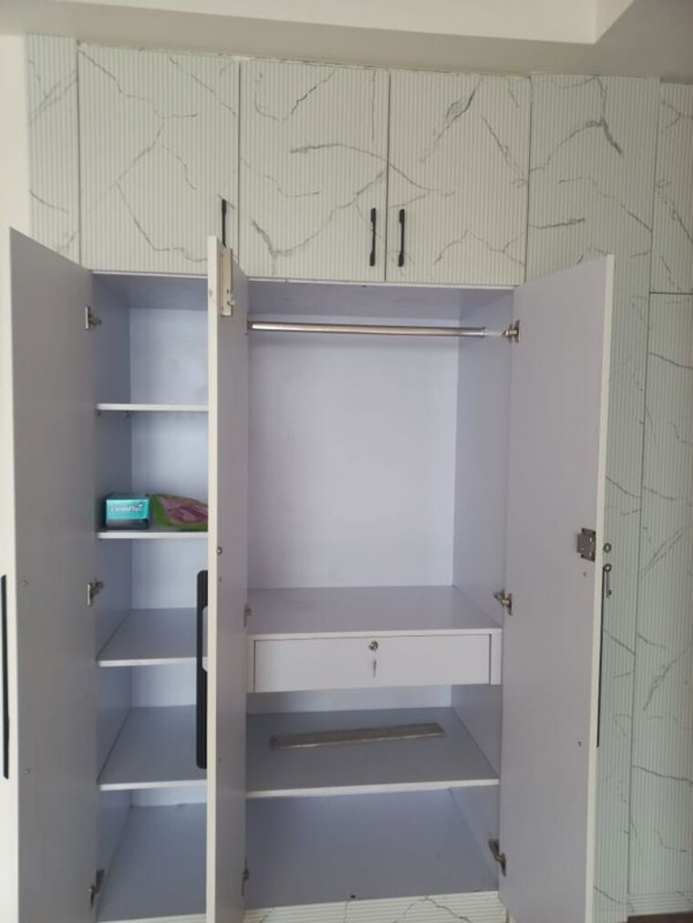 Bathroom, omaxe-royal-residency-faridabad 3 Bedroom 1925 Sq.Ft. Apartment In Sector 79 Faridabad 9773036