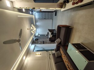 Master Bedroom in 2 BHK Apartment at Dosti Oro 67, Kandivali West – for Sale