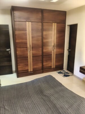 Room in 3 BHK Apartment at Adani Group Western Heights, Andheri West – for Rent