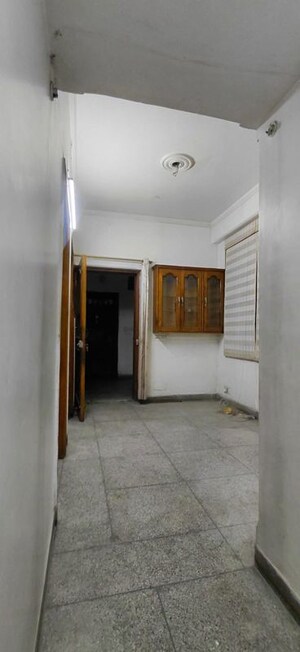 3 BHK Builder Floor For Rent in Vikas Puri