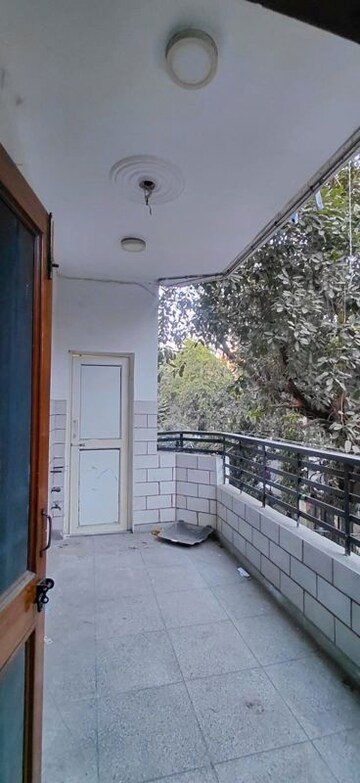 Balcony in 2 BHK Builder Floor at Vikas Puri – for Rent