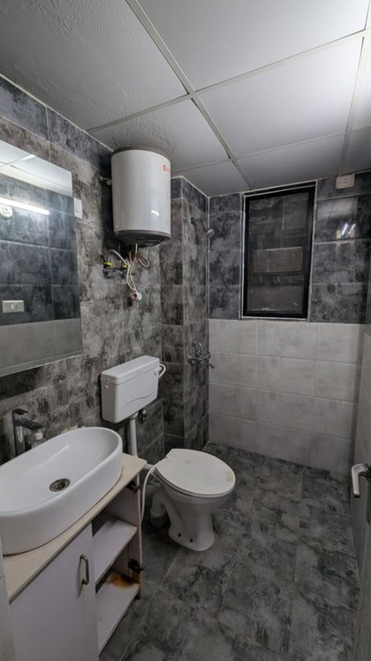 Bathroom, puri-pranayam 3 Bedroom 1857 Sq.Ft. Apartment In Sector 82 Faridabad 9773082