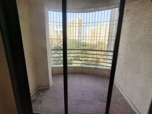 Room in 2 BHK Apartment at Puranik City, Kasarvadavali – for Rent