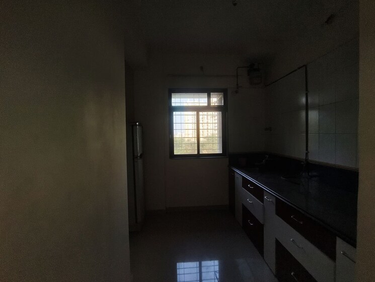 Kitchen, puranik-city 2 Bedroom 905 Sq.Ft. Apartment In Kasarvadavali Thane 9773091