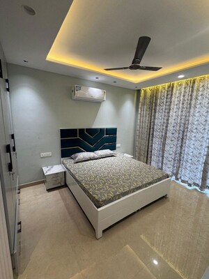 Bedroom in 3 BHK Builder Floor at Sector 10 – for Rent
