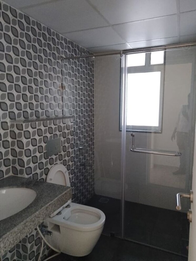 Bathroom, godrej-24 2 Bedroom 1000 Sq.Ft. Apartment In Hinjewadi Pune 9773125