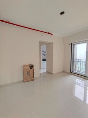 Room in 1 BHK Apartment at Raunak Bliss B1, Ghodbunder Road – for Rent