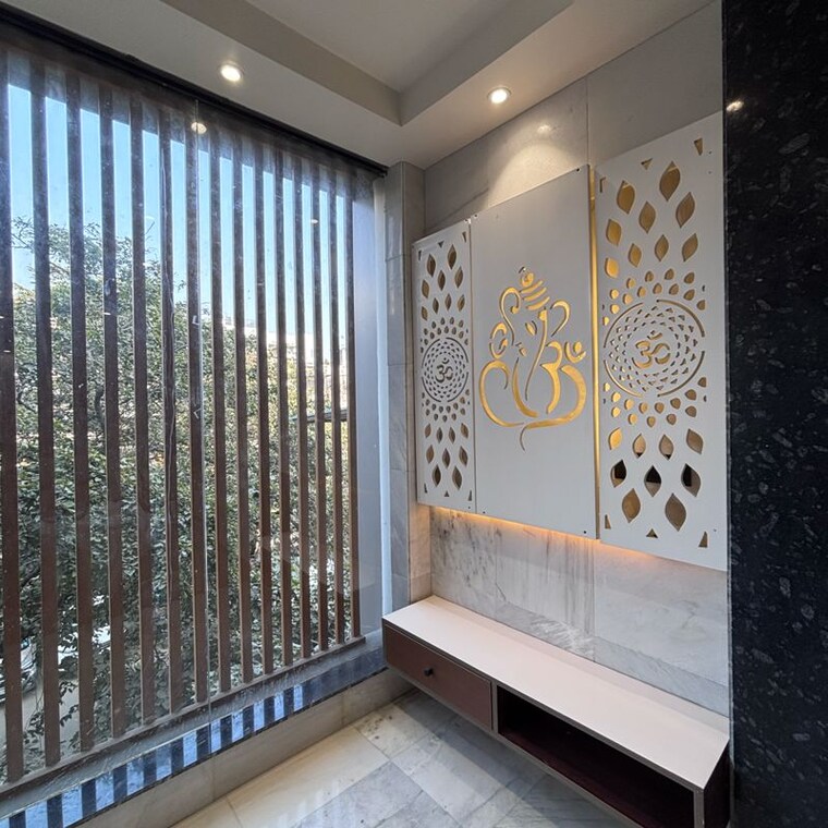 Bedroom, hauz khas 3 Bedroom 272 Sq.Yd. Builder Floor In Hauz Khas Delhi 9773194