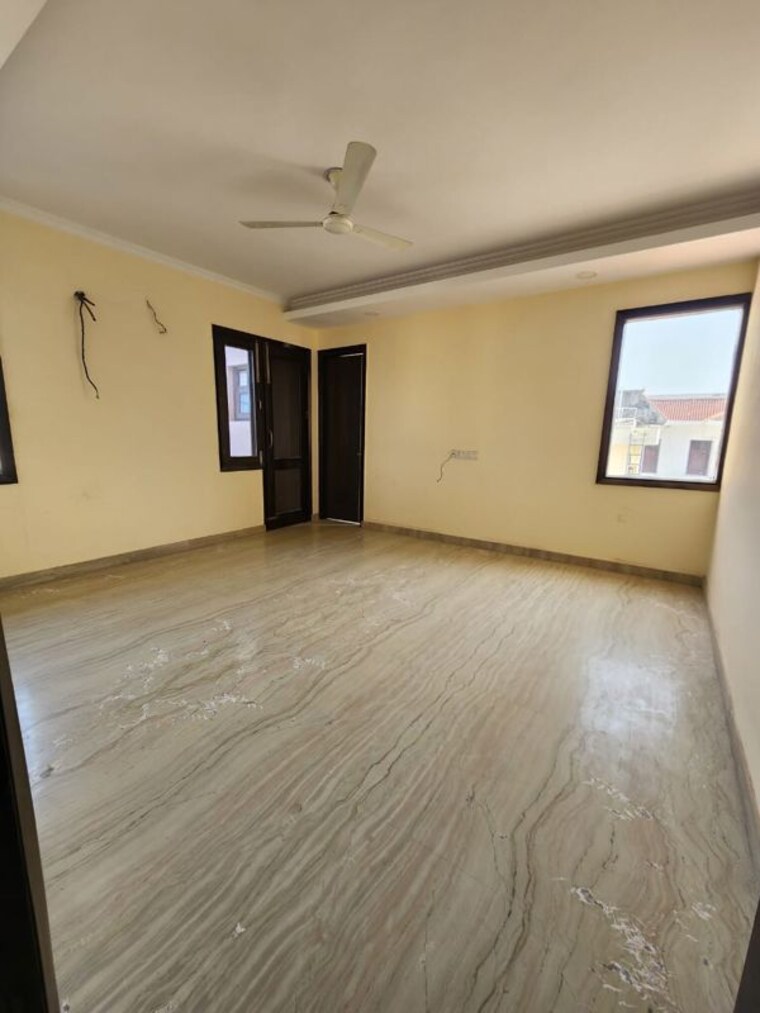 Room, sector 55 2 Bedroom 1112 Sq.Ft. Independent House In Sector 55 Noida 9773267