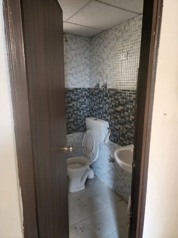 Master Bedroom in 1 BHK Apartment at Signature Global Andour Height, Sector 71 – for Rent