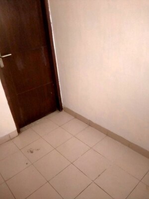 Furnished Amenities in 4 BHK Apartment at Conscient Heritage One, Sector 62 – for Rent