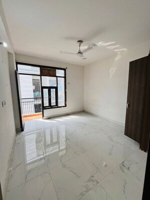 1 BHK Builder Floor For Rent in Saket