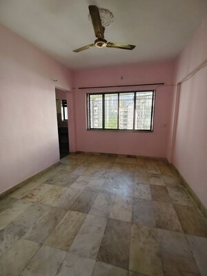 Room in 1 BHK Apartment at Satellite Garden, Goregaon East – for Rent