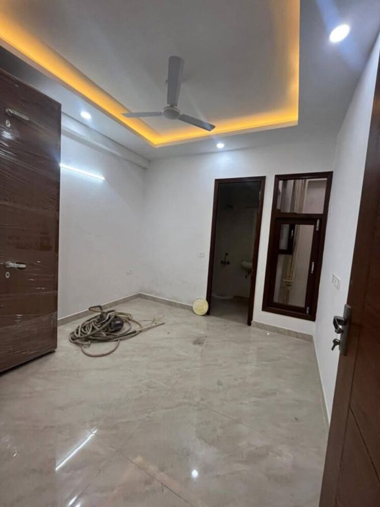Room, saket 2 Bedroom 1000 Sq.Ft. Builder Floor In Saket Delhi 9773310