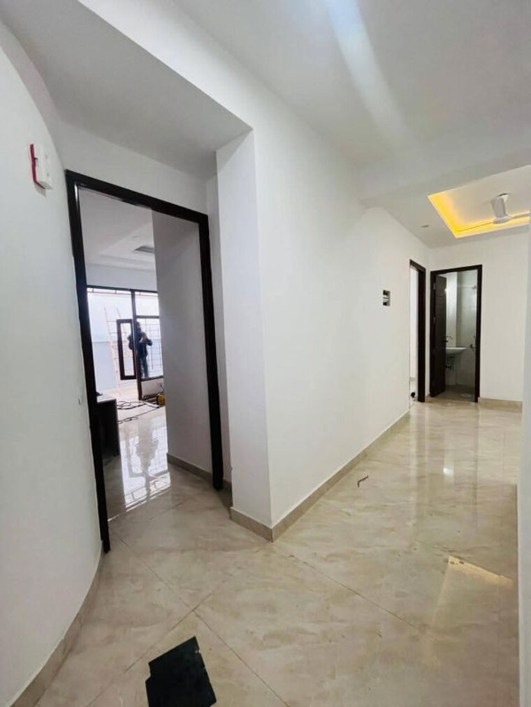 Room, saket 2 Bedroom 1000 Sq.Ft. Builder Floor In Saket Delhi 9773310