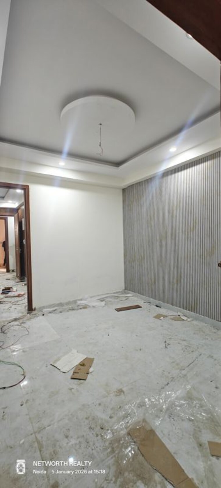 Room, sector 73 3 Bedroom 1300 Sq.Ft. Builder Floor In Sector 73 Noida 9773314