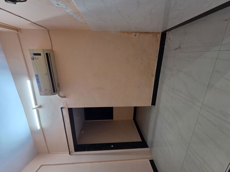 Bathroom, gokuldham-chs-goregaon 1 Bedroom 400 Sq.Ft. Apartment In Goregaon East Mumbai 9773332