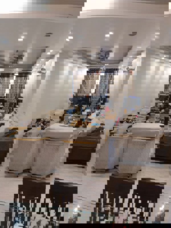 4 BHK + Servant Room Builder Floor For Rent in Kalkaji