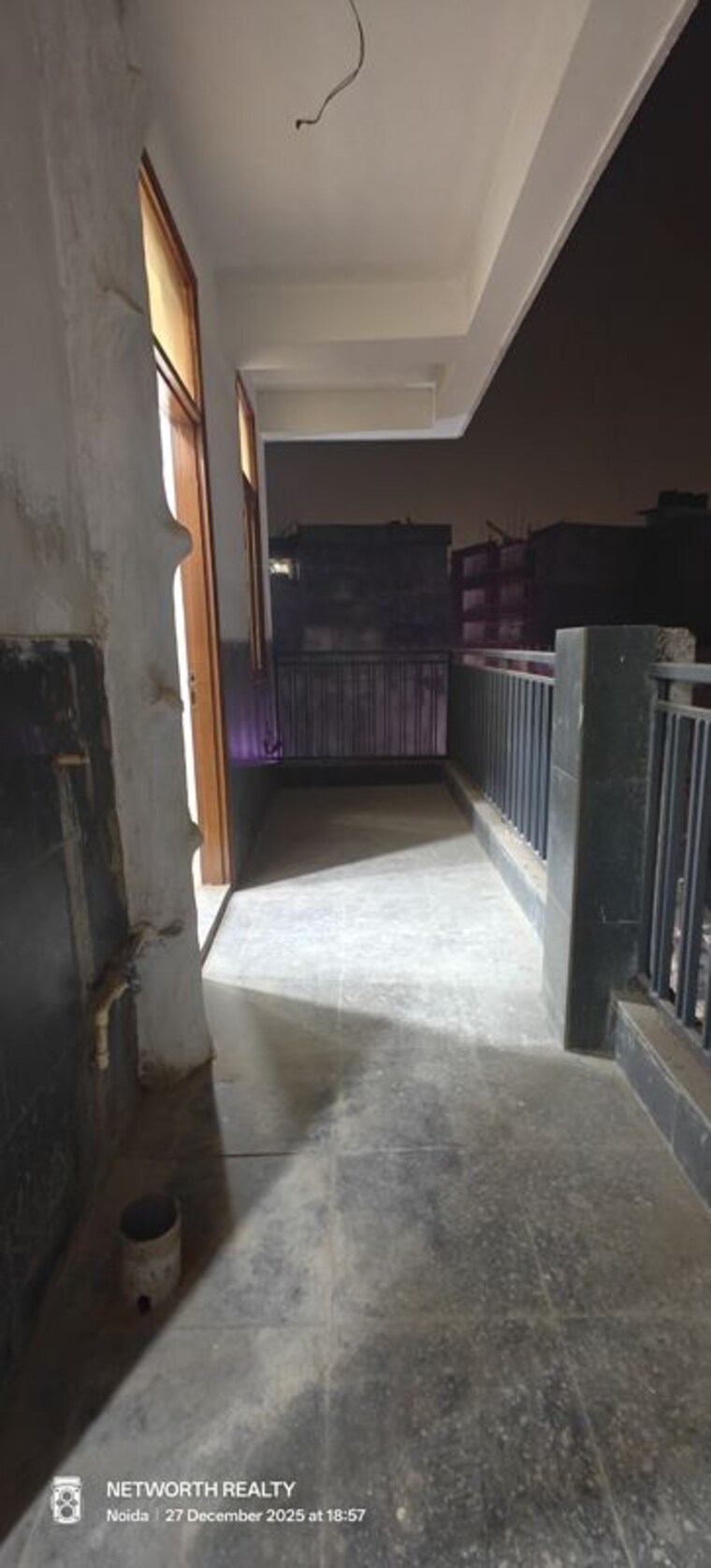 Balcony, sector 73 3 Bedroom 1500 Sq.Ft. Builder Floor In Sector 73 Noida 9773335