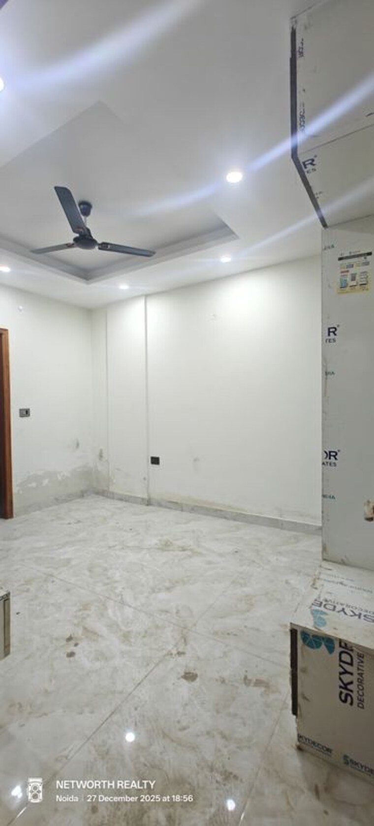 Bedroom, sector 73 3 Bedroom 1500 Sq.Ft. Builder Floor In Sector 73 Noida 9773335