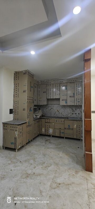 Kitchen in 3 BHK Builder Floor at Sector 73 – for Sale