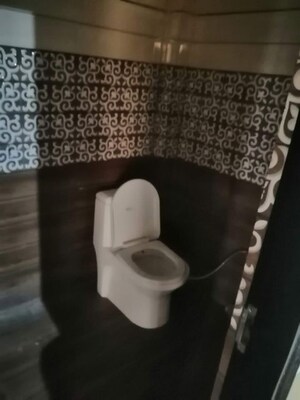 Bathroom in 2 BHK Independent House at Gomti Nagar – for Rent