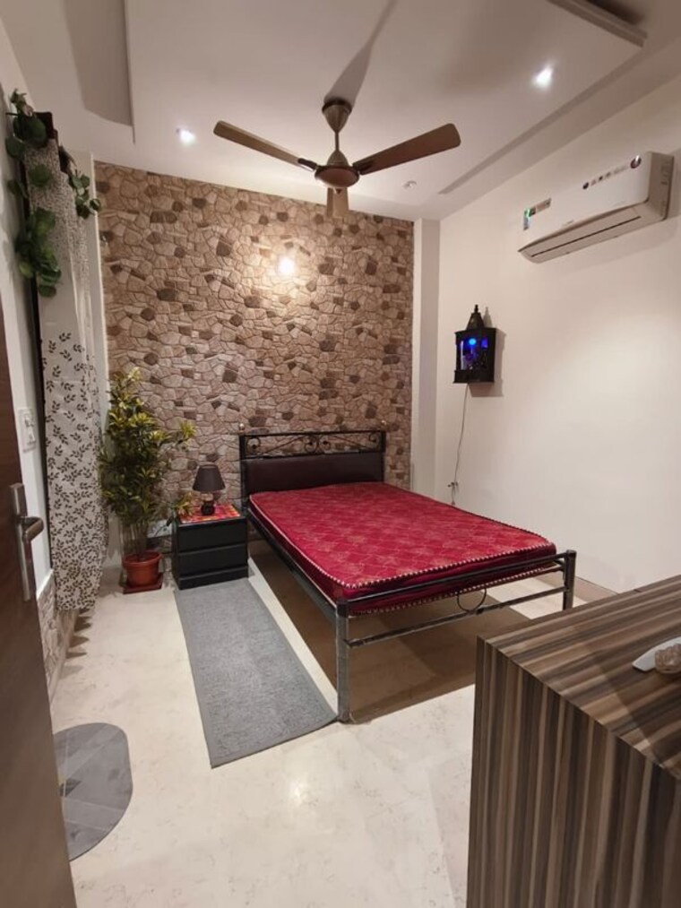 Bedroom, malviya nagar 2 Bedroom 1000 Sq.Ft. Builder Floor In Malviya Nagar Delhi 9773346