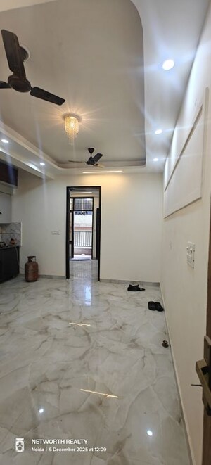 Living Room in 1 BHK Builder Floor at Sector 73 – for Sale