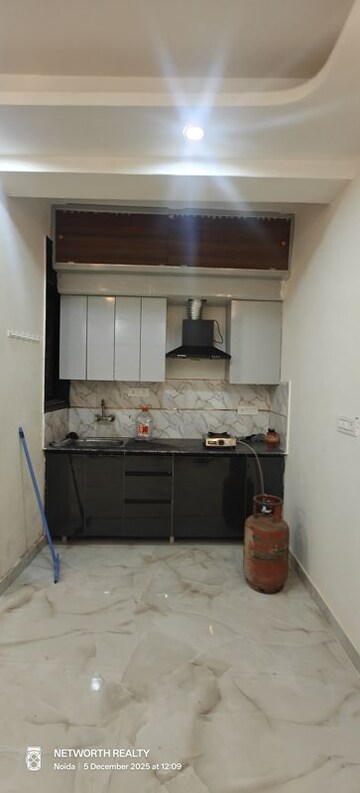 Kitchen in 1 BHK Builder Floor at Sector 73 – for Sale