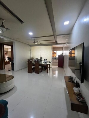 Living Room in 2 BHK Apartment at Kalyani Nagar – for Rent