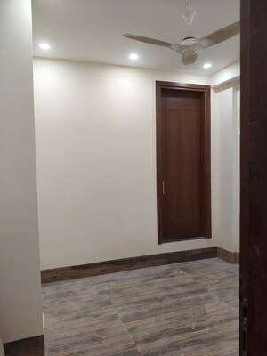 2 BHK Builder Floor For Sale in Anand Niketan