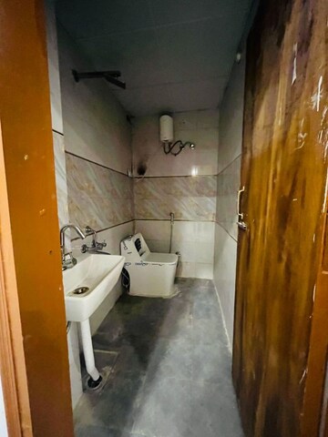  Studio Builder Floor at Sector 73 – for Sale