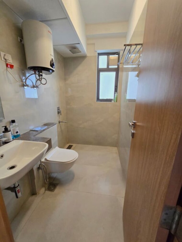 Bathroom, m3m-sky-city 2 Bedroom 1261 Sq.Ft. Builder Floor In Sector 65 Gurgaon 9773377