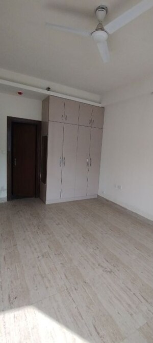 3 BHK Apartment For Rent in Supertech ORB, Sector 74