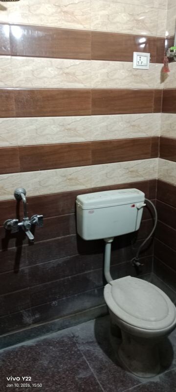 Team Area in 2 BHK Independent House at Laxmi Nagar – for Rent