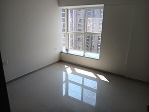 Room in 3 BHK Apartment at Pride Purple Park Titan, Hinjewadi – for Rent