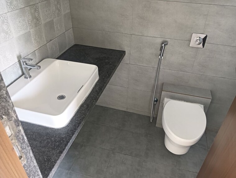 Bathroom, pride-purple-park-titan 3 Bedroom 960 Sq.Ft. Apartment In Hinjewadi Pune 9773297