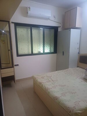 Room in 1 BHK Apartment at Janhavi Apartment Goregaon, Goregaon East – for Rent