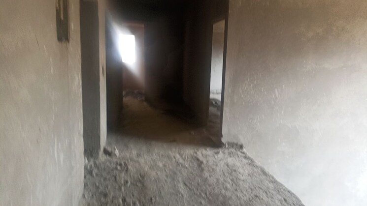 Room, svp-gulmohur-garden-phase-2 Commercial Co Working Space 7000 Sq.Ft. In Raj Nagar Extension Ghaziabad 9773419